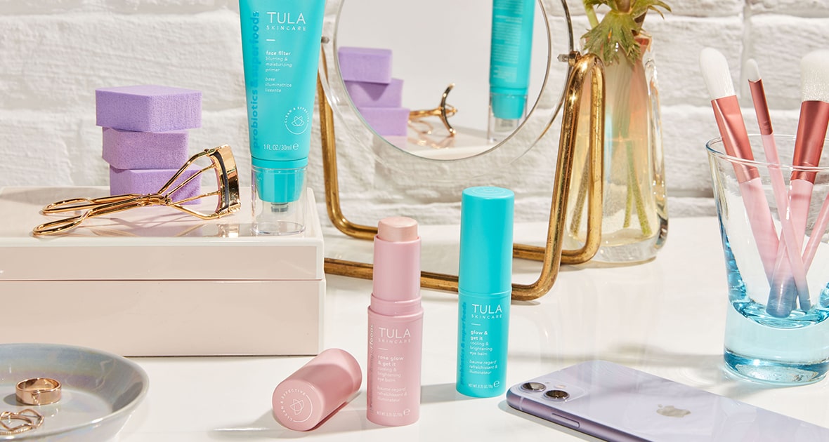 WHY PROBIOTIC EXTRACTS IN SKINCARE?